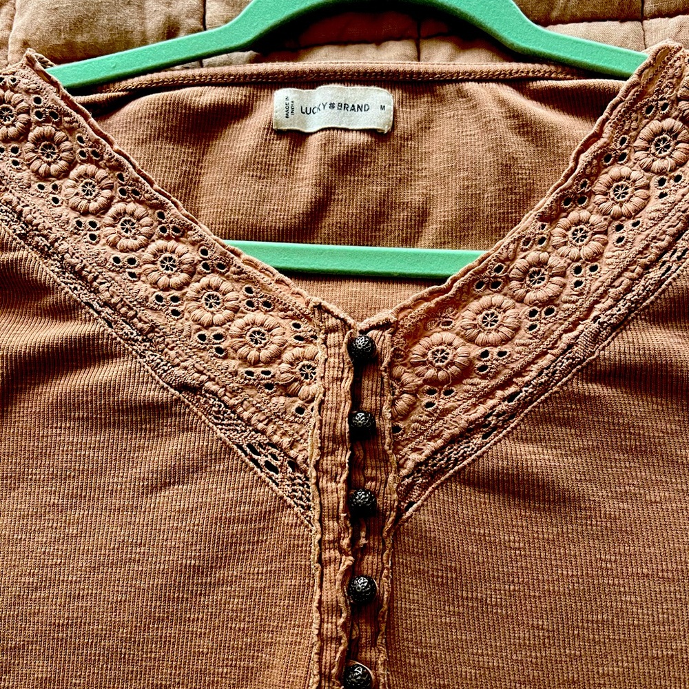 Lucky Brand Women's mixed trim with Lace trimmed top